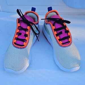 Nike Women's Sneakers in Cream, Pink, and Orange